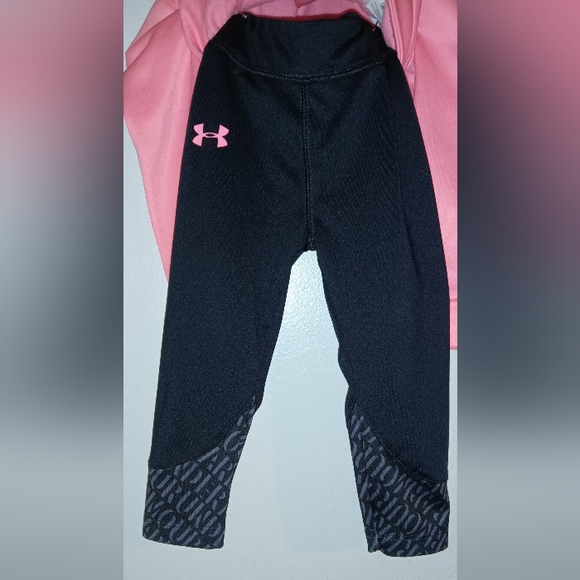 2 piece Under Armour outfit - Picture 3 of 4